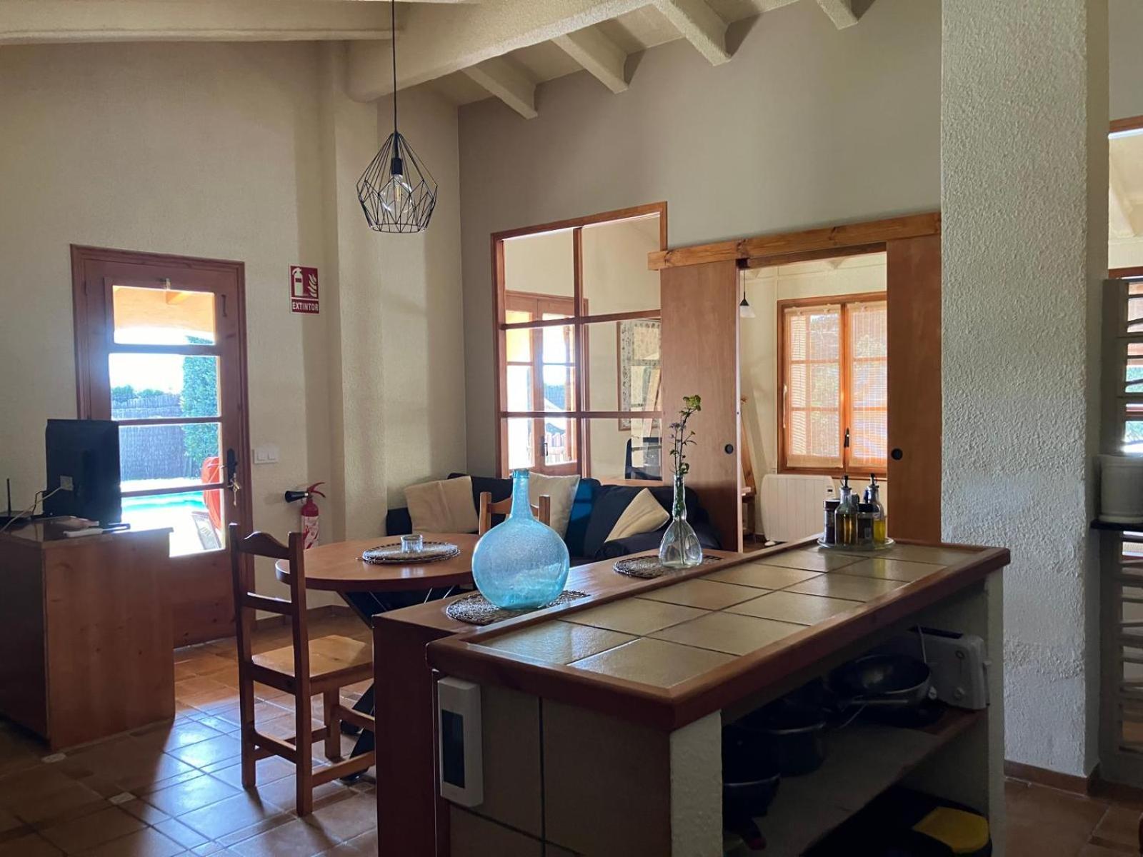 Apartment With Private Pool And Garden San Martín Sarroca Buitenkant foto