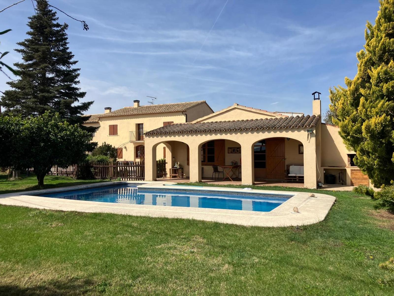 Apartment With Private Pool And Garden San Martín Sarroca Buitenkant foto