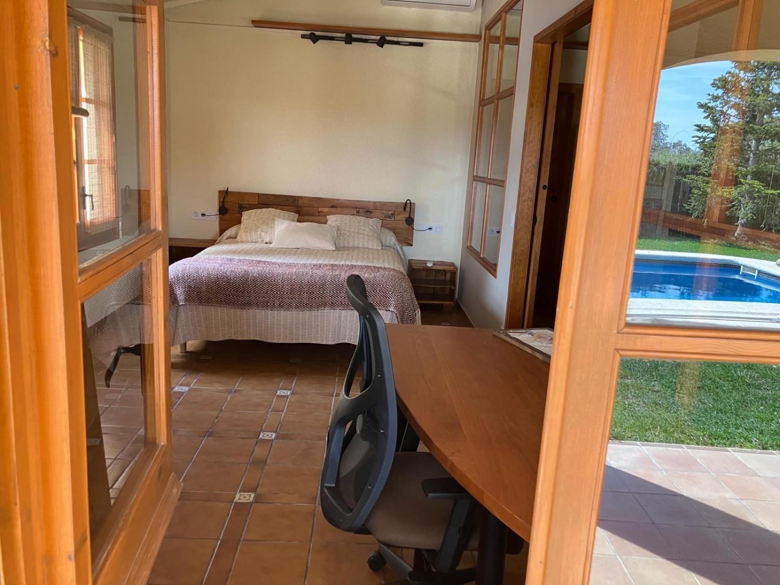 Apartment With Private Pool And Garden San Martín Sarroca Buitenkant foto
