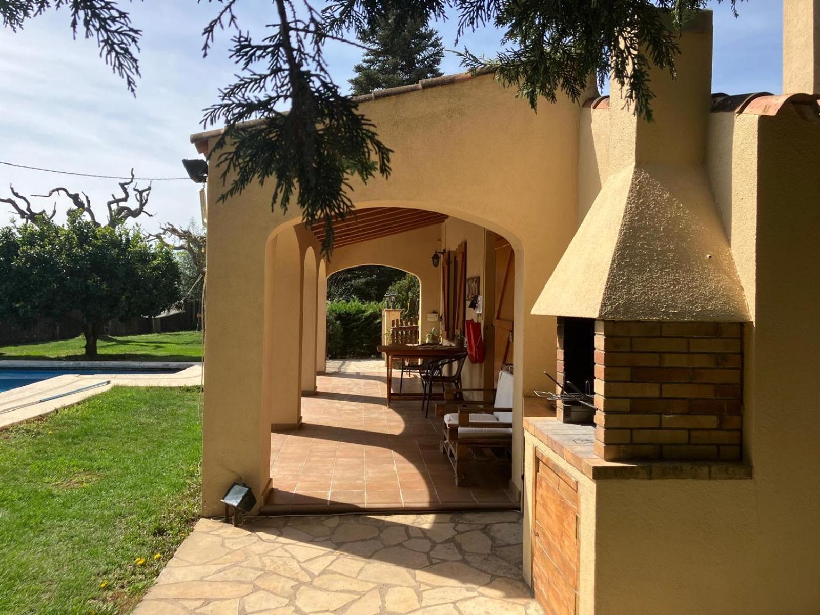 Apartment With Private Pool And Garden San Martín Sarroca Buitenkant foto
